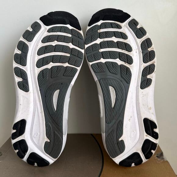 Asics Gel Kayano 31 Black/White Women Running Sneakers- SZ 9 - Picture 13 of 14